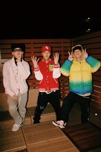 Yung sticky wom、LEX、Only U。