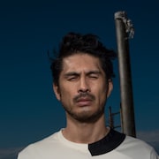 平井堅の約5年ぶり新アルバムは「あなたになりたかった」、MV集も同時発売