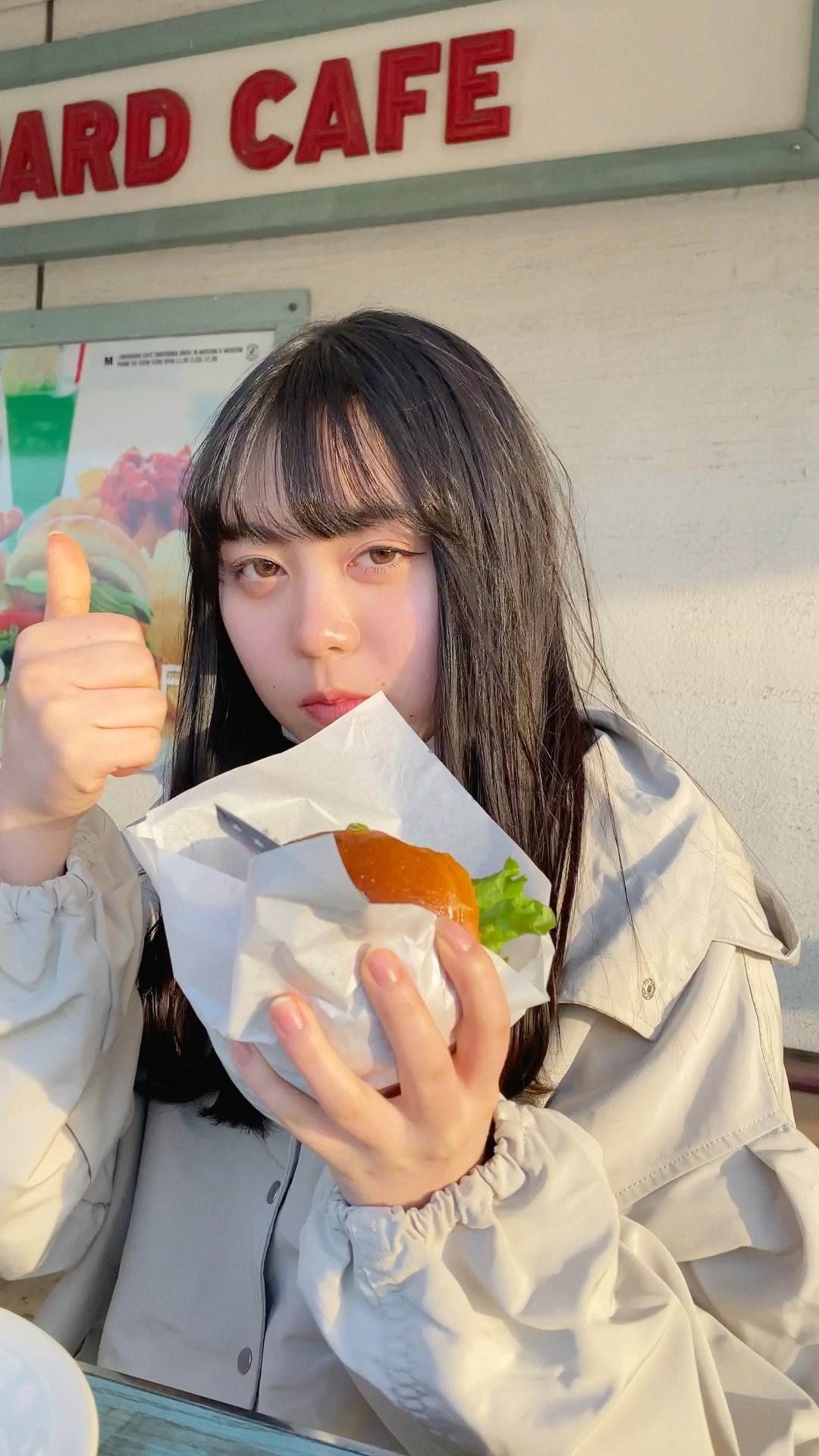 NELN「しおさい」ミュージックビデオより。