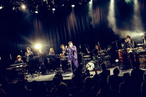 SOMETIME'S「TO"N"ARI」の様子。（撮影：後藤壮太郎）