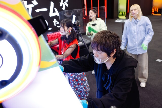 ゲーセンの音ゲーに初挑戦 古川未鈴さん Rachelさん ピエール中野さんとたっぷり遊んできました のっちはゲームがしたい 第6回 音楽ナタリー