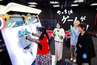 余裕でフルコンボを叩き出す未鈴さん（左）。