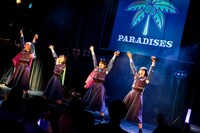 PARADISES（Photo by sotobayashi kenta）