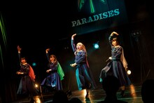 PARADISES（Photo by sotobayashi kenta）