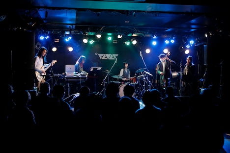 「和田彩花『かなでめぐる Playing around Shindaita』」の様子。