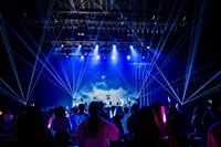 「神宿 Zepp Tour 2020-2021 Bloom of Life」最終公演の様子。