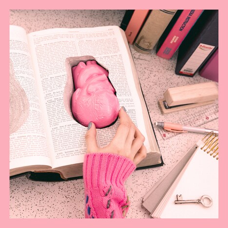 アイナ・ジ・エンド「内緒」ジャケット