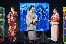 左から石田ニコル、尾上松也、百田夏菜子（ももいろクローバーZ）。
