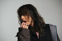 KiU 2021ビジュアルより渋谷龍太（SUPER BEAVER）。