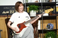 「ド」の音を出す本田翼。