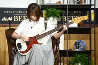 「ド」の音を出す本田翼。