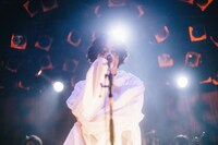 ROTH BART BARON「Tour 2020-2021『極彩色の祝祭』」東京公演の様子。（撮影：廣田達也）