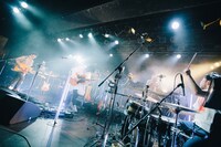 ROTH BART BARON「Tour 2020-2021『極彩色の祝祭』」東京公演の様子。（撮影：廣田達也）