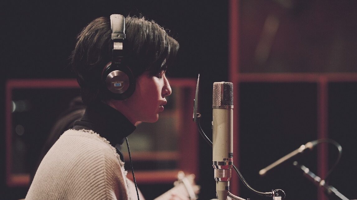 Who Ya Extended 呪術廻戦 Op曲を素顔で歌う 動画あり 音楽ナタリー Who Ya Extended 呪術廻戦 Op曲を素顔で歌う 動画あり 音楽ナタリー