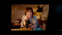 「アサヒ ビアリー」CMのワンシーン。