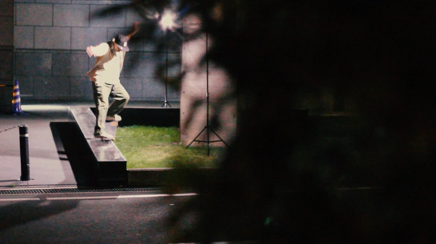 「“SYMBIOSIS”」より。