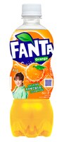 「ファンタ オレンジ」NiziU限定デザインボトル。RIOバージョン。