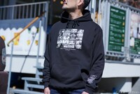 「戦場のメリークリスマス」パーカー 着用イメージ