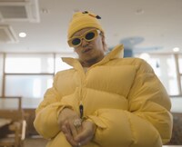 PizzaLove「TAKARU feat.JNKMN」ミュージックビデオより。