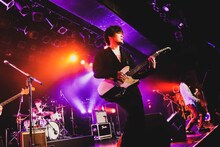 山中さわお「NONOCULAR VIOLET TOUR」東京・LIQUIDROOM公演の様子。（撮影：岩佐篤樹）