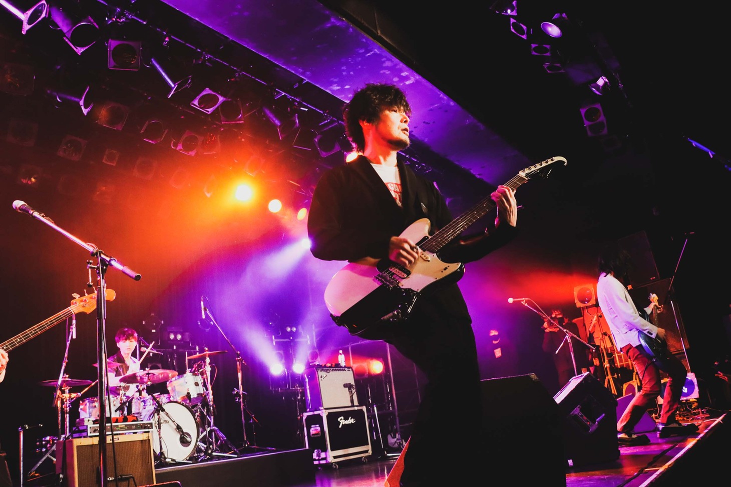 山中さわお「NONOCULAR VIOLET TOUR」東京・LIQUIDROOM公演の様子。（撮影：岩佐篤樹）