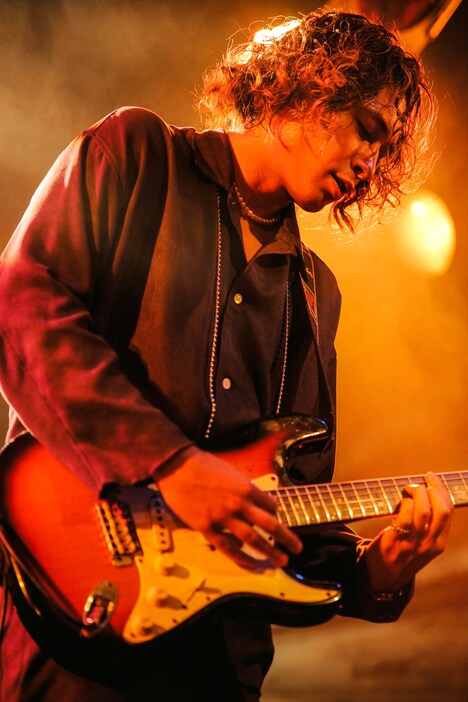 AKUN（G）（撮影：ハヤシサトル）