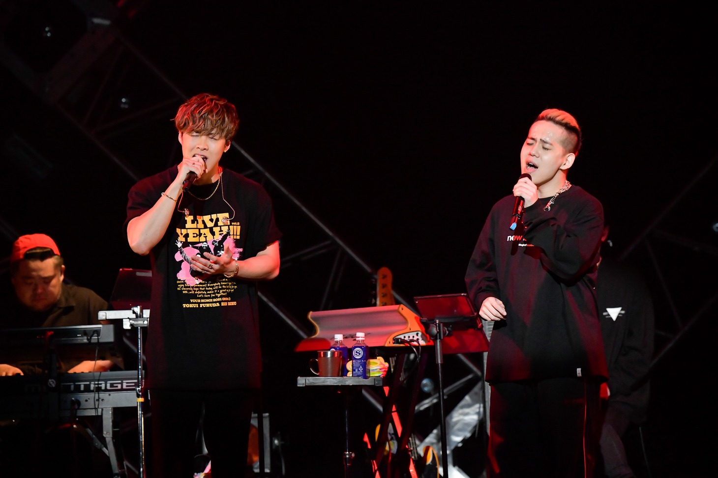 左からRIKU、清水翔太。（Photo by AZUSA TAKADA）