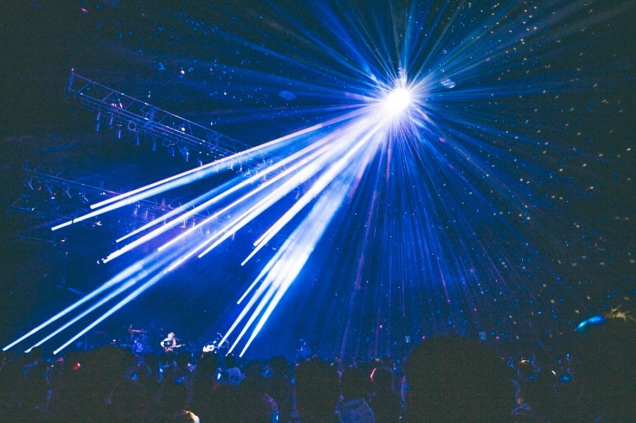 秋山黄色「一鬼一遊TOUR Lv.2」愛知・Zepp Nagoya公演の様子。（撮影：鈴木友莉）