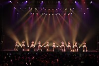 「Hello! Project 研修生発表会 2021 3月 ～Yell～」東京・Zepp Tokyo公演の様子。（写真提供：アップフロントプロモーション）