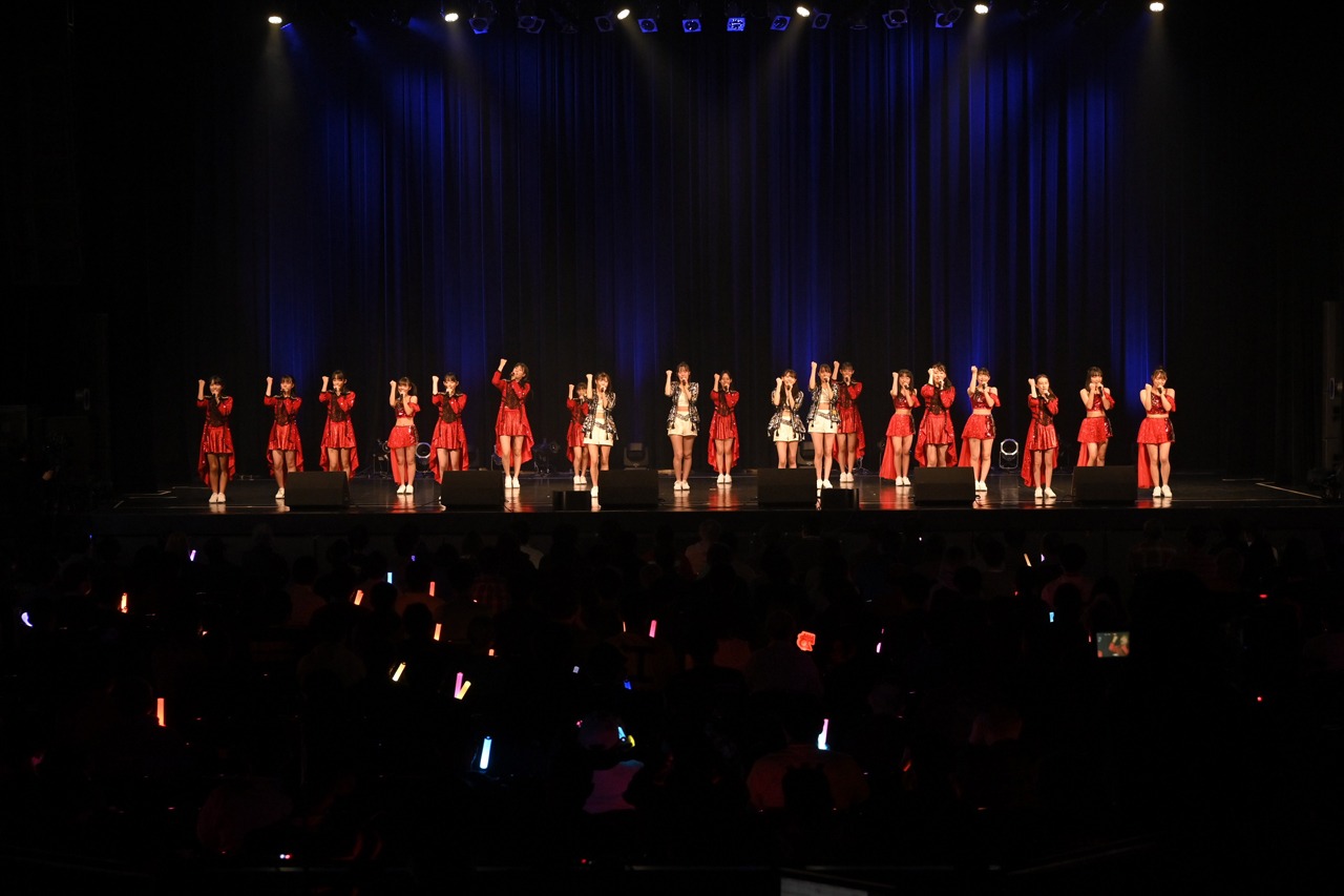 「Hello! Project 研修生発表会 2021 3月 ～Yell～」東京・Zepp Tokyo公演の様子。（写真提供：アップフロントプロモーション）