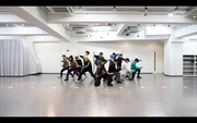 VOYZ BOY「GALAXY」ダンスプラクティス動画より。