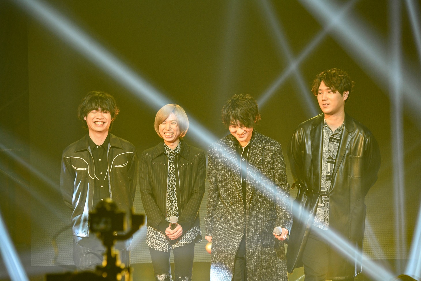 Official髭男dism