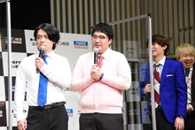 左からマヂカルラブリー、三四郎。