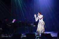 「蒼井翔太 ONLINE LIVE at 日本武道館 うたいびと」の様子。