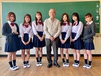 転校少女*と螢雪次朗。