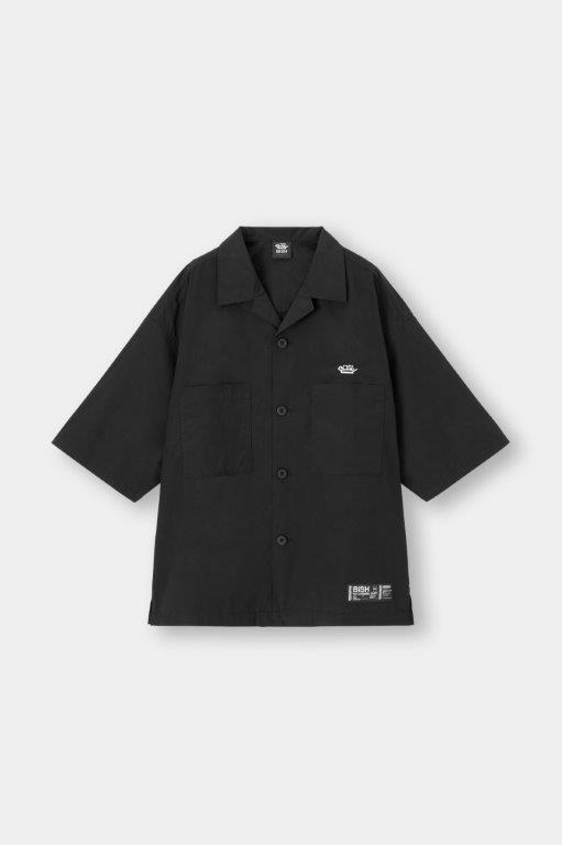 人気画像4位は「BiSHがGUと初コラボ！メンバー監修グラフィックTシャツ、ライブに便利なアイテムが多数登場」より、「オープンカラーシャツ(5分袖)BiSH」。