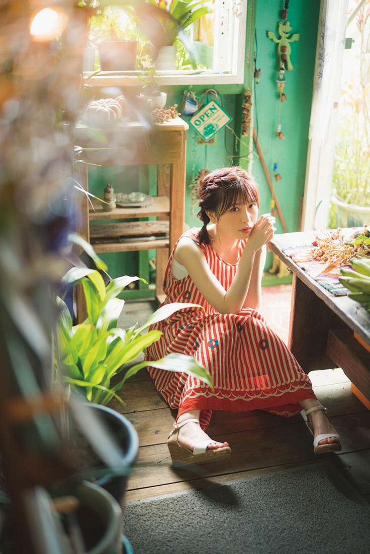 宮内凛1st写真集「凛と」より。（撮影：カノウリョウマ）