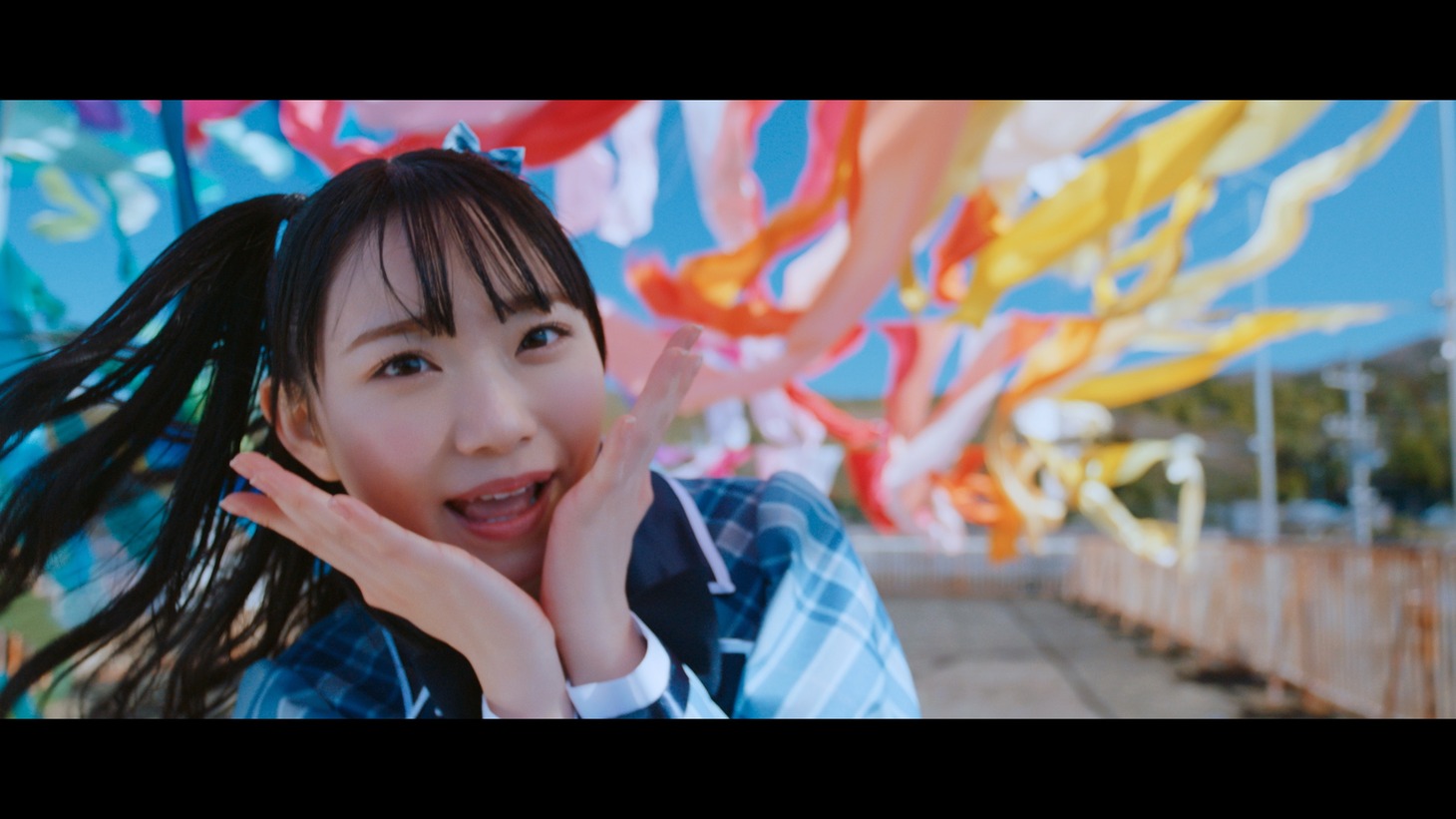 ≠ME「秘密インシデント」ミュージックビデオより。(c)YOANI/KING RECORDS
