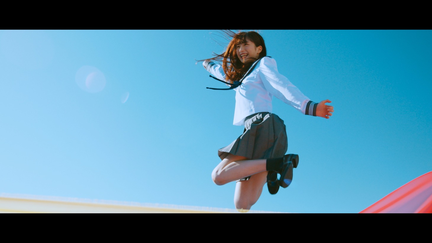 ≠ME「秘密インシデント」ミュージックビデオより。(c)YOANI/KING RECORDS