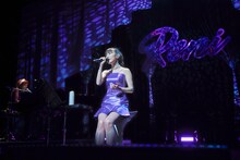 高城れに「まるごとれにちゃん0202スプリングツアー2021」愛知・名古屋国際会議場センチュリーホール公演の様子。（撮影：上飯坂一 ）