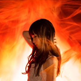 Aimer、最新アルバム「Walpurgis」のタイトル冠した配信ライブ開催