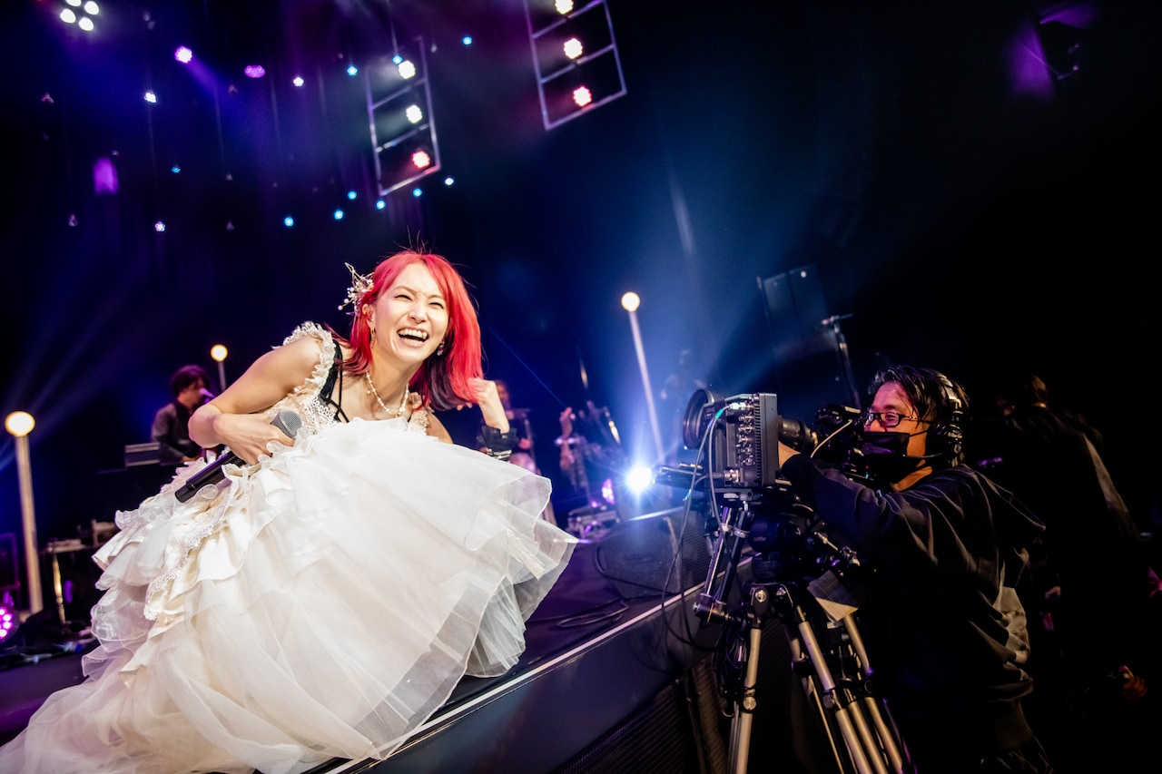 LISA（ライフサポートアドバンス）全12巻 LiSAデビュー10周年に向けて発進！1年越しに叶ったライブで手応え