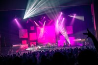 「須田景凪 HALL TOUR 2021 "Billow"」東京・LINE CUBE SHIBUYA（渋谷公会堂）3月13日公演の様子。（Photo by Takeshi Yao）