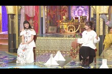 左から萬波ユカ、宮川愛李。(c)日本テレビ