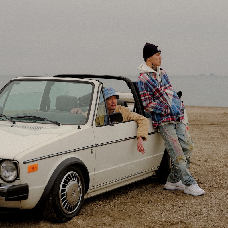 KM「Stay(feat. LEX)」配信ジャケット