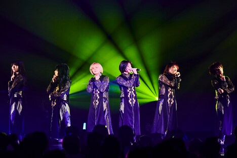 EMPiRE（撮影：大橋祐希）