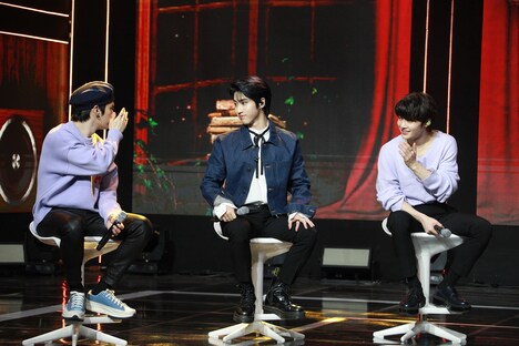 左からリノ、ハン、アイエン。（写真提供：ソニー・ミュージックレーベルズ）