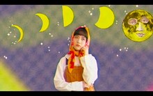 SHE IS SUMMER「HOLY HOUSE」MVのワンシーン。