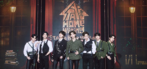 「Stray Kids "STAYing Home Meeting" supported by au」キービジュアル（写真提供：ソニー・ミュージックレーベルズ）