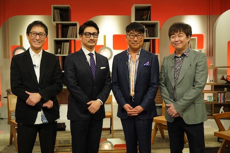 左から武部聡志、松尾潔、亀田誠治、本間昭光。(写真提供:NHK)